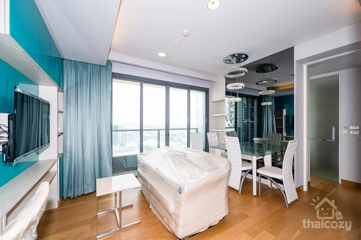 Lumpini 24, Nice condo on high floor near Emporium photo 1