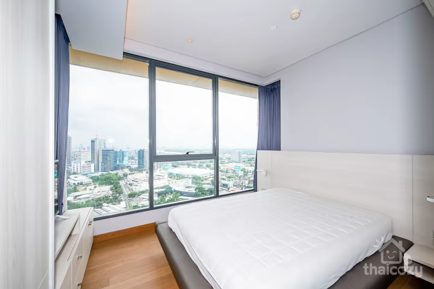 Lumpini 24, Nice condo on high floor near Emporium photo 2