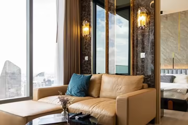 The Esse Asoke Luxury 1BR Condo