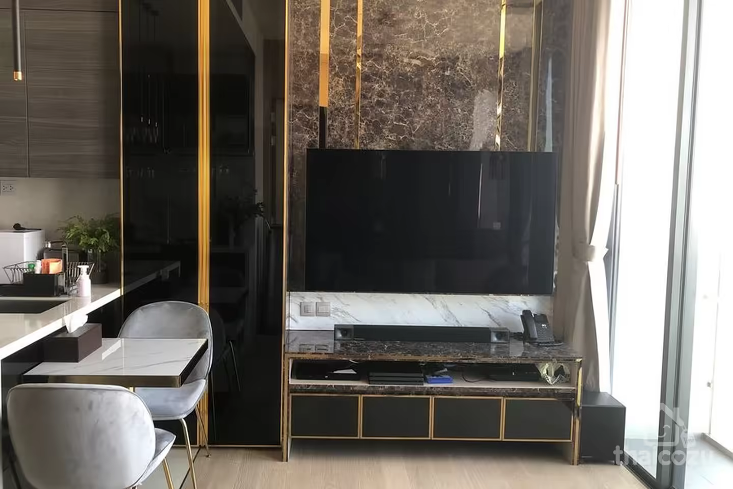 The Esse Asoke Luxury 1BR Condo photo 2