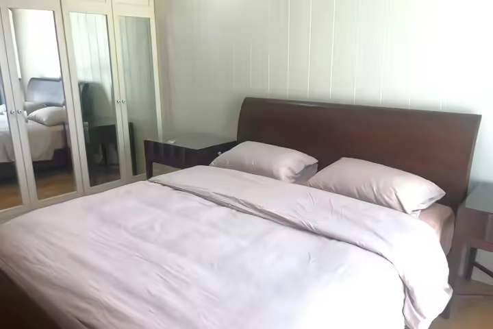 Condo 10min walk to BTS Chong Nonsi