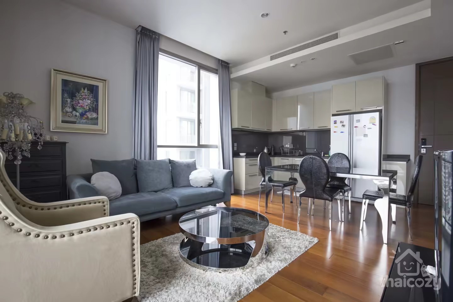 Quattro by Sansiri, great spot condo with shuttle service photo 1