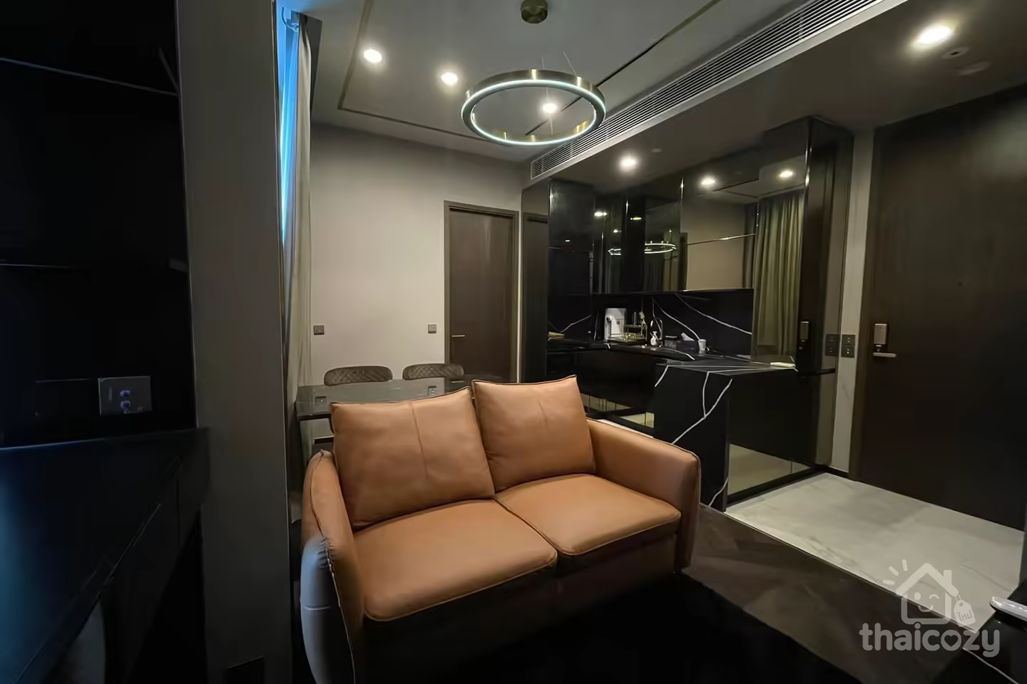 The Esse Sukhumvit 36 ใกล้ BTS ทองหล่อ 20 เมตร photo 1