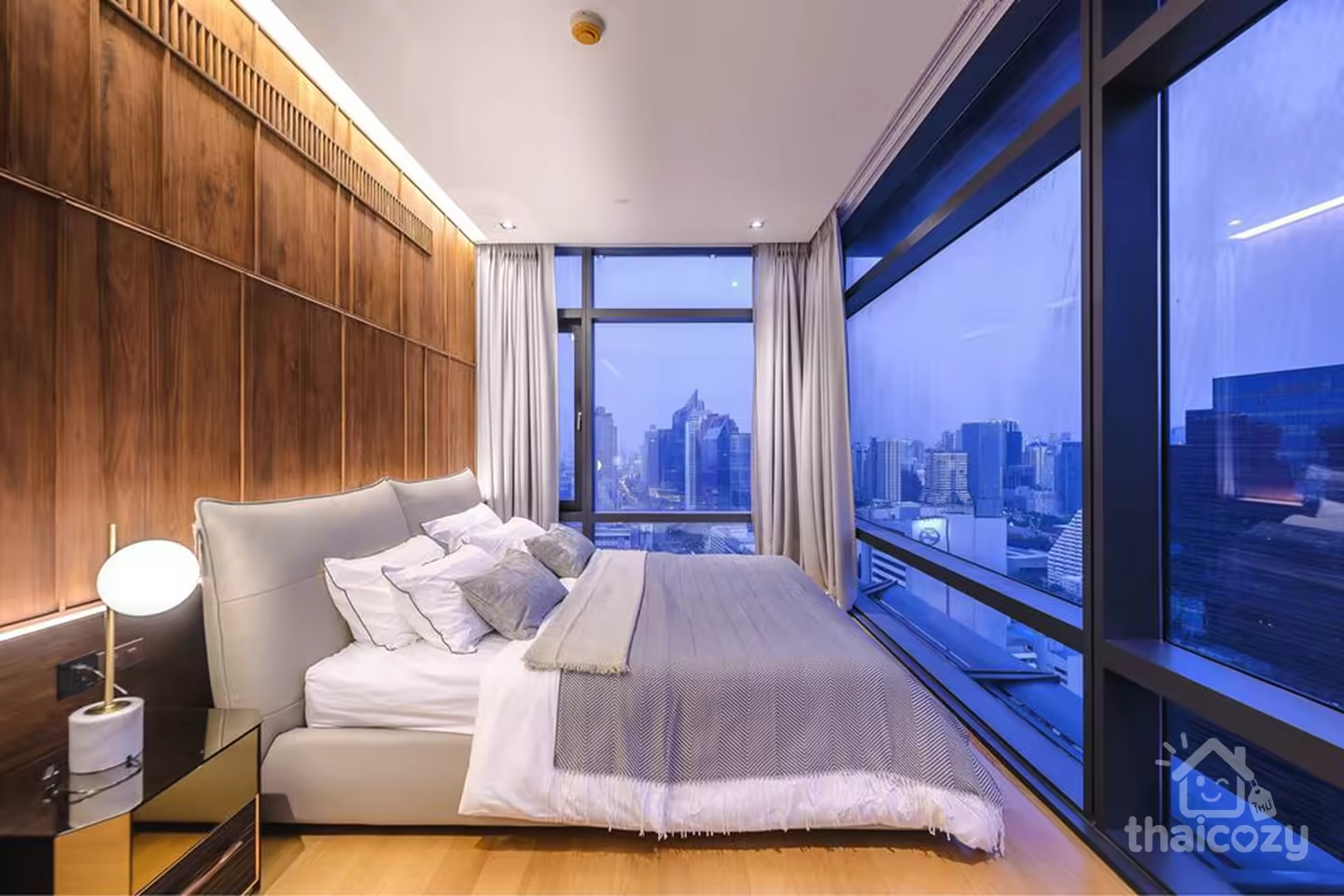 คอนโด Circle Living Prototype หรู photo 2