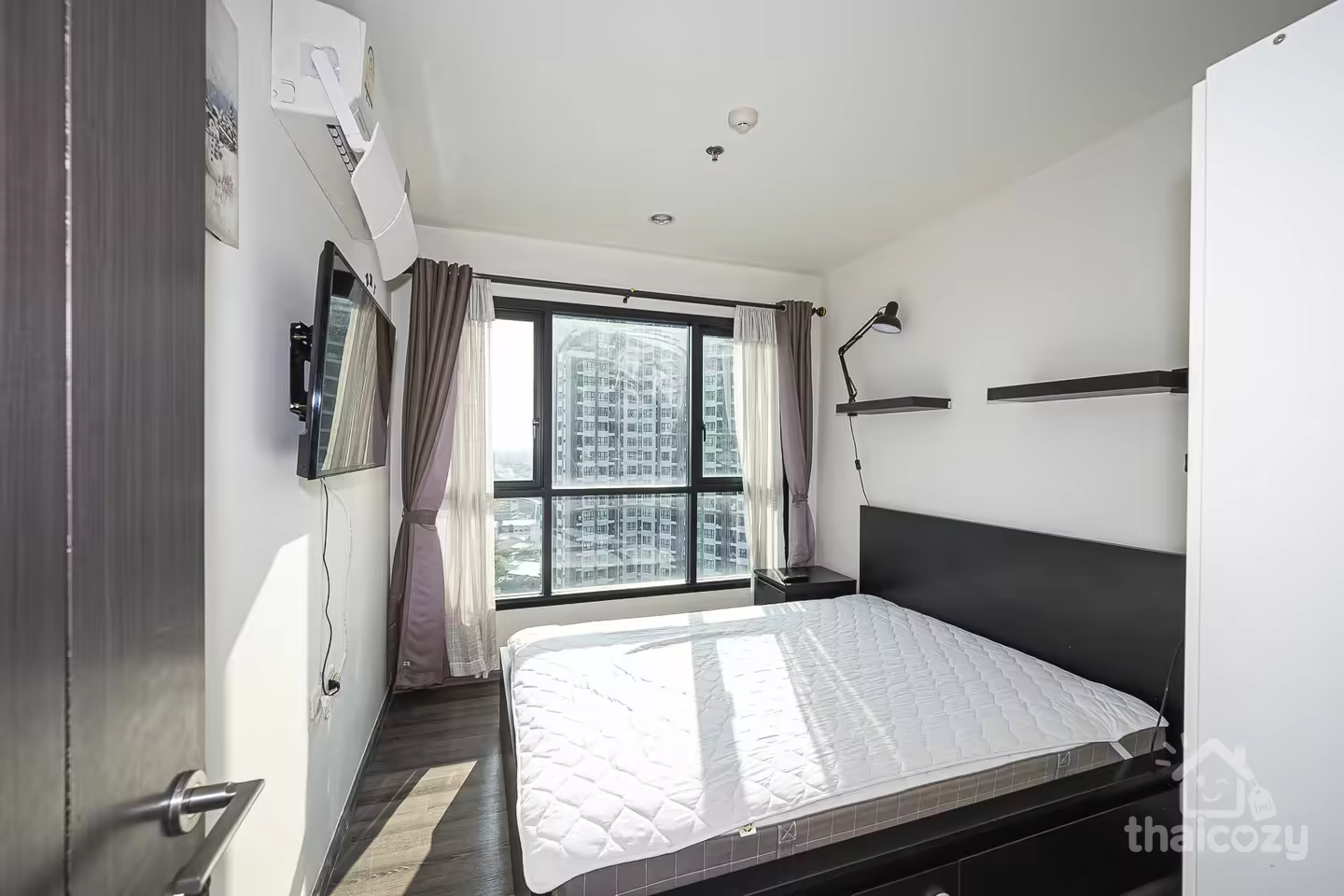 The Base Park East Sukhumvit 77 - Condo Verdoyant photo 2
