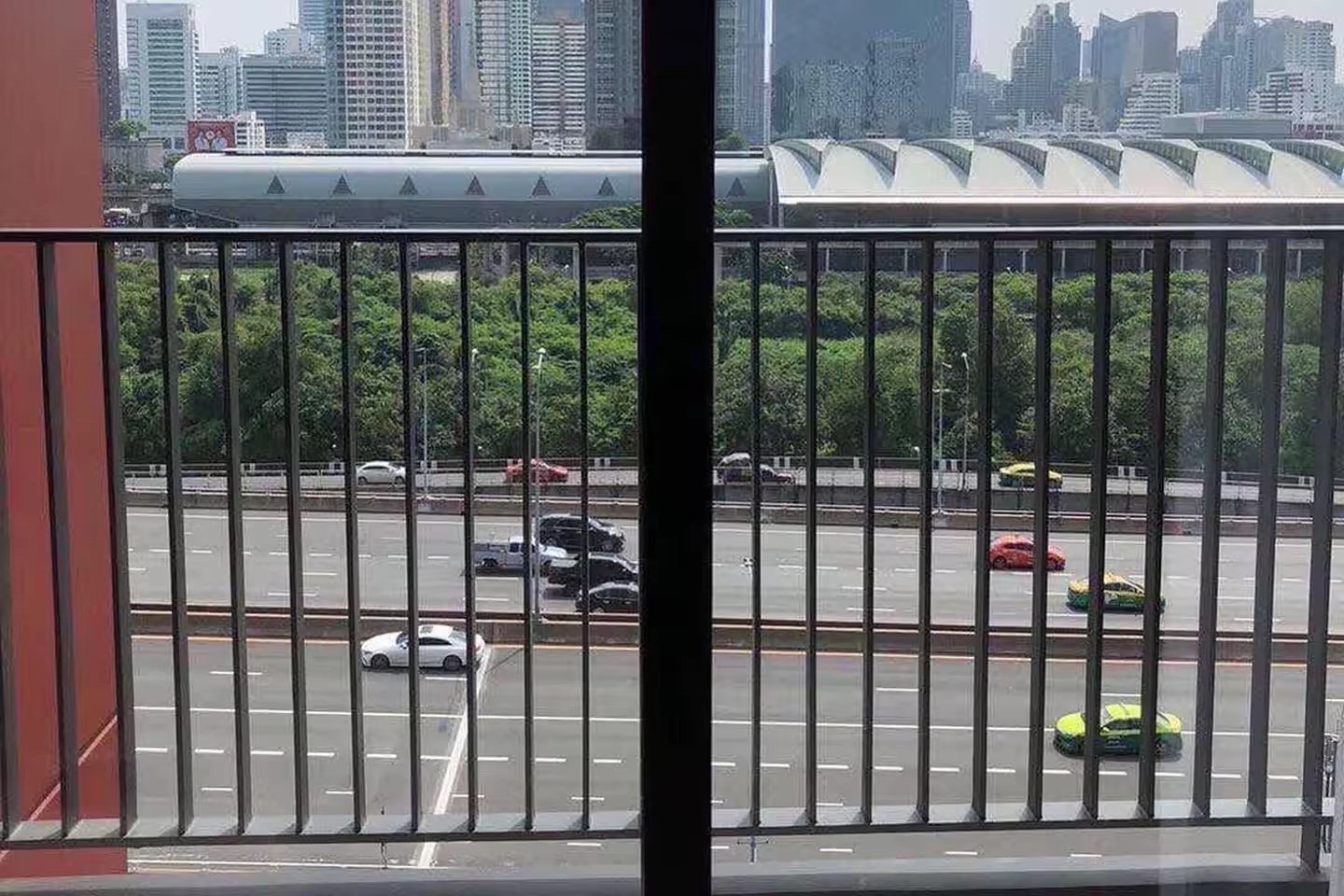 LIFE ASOKE HYPE ชั้น 40 ใจกลาง CBD ใหม่ photo 2
