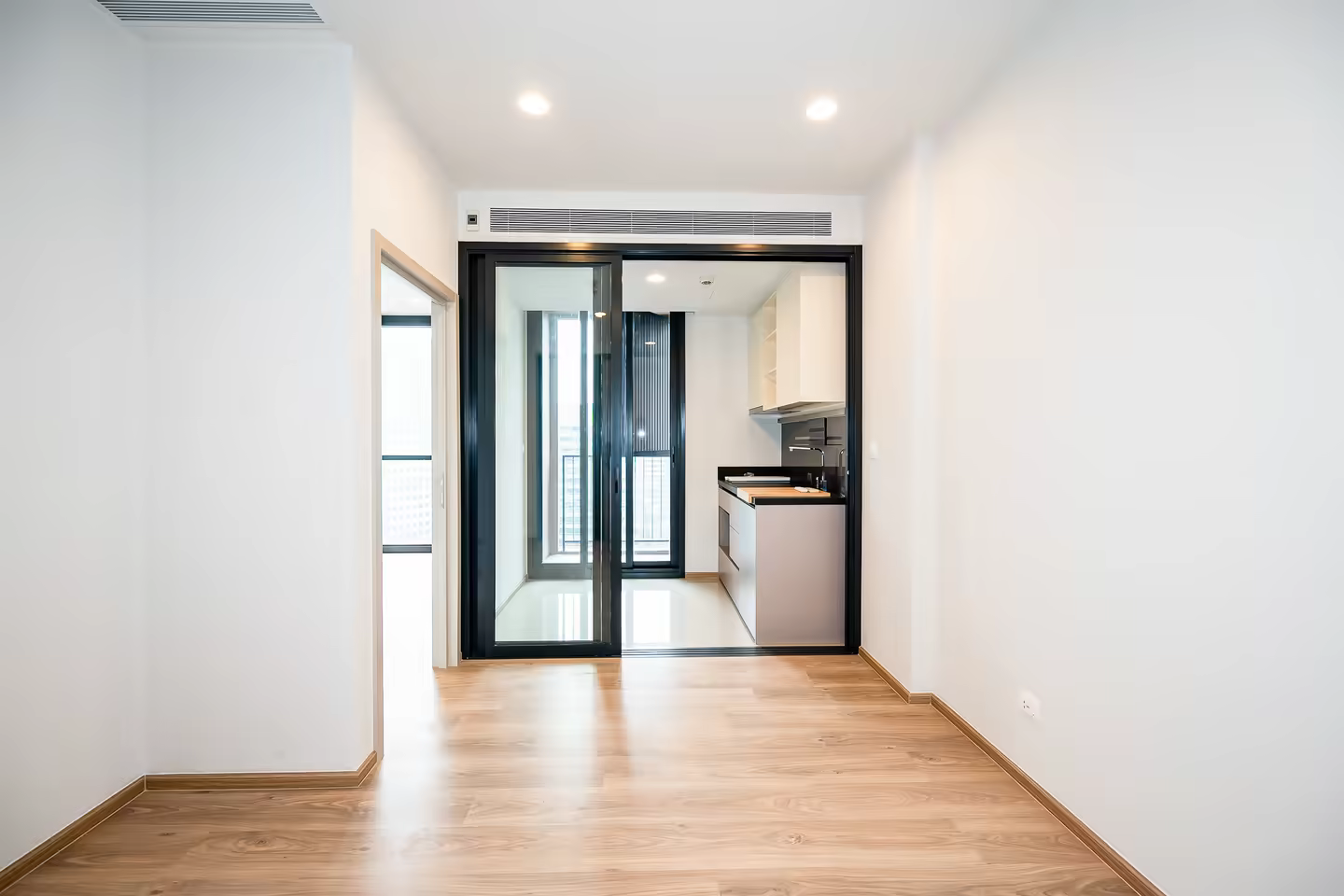 คอนโด Oka Haus สุขุมวิท 36 1 ห้องนอน 34 ตร.ม. photo 1