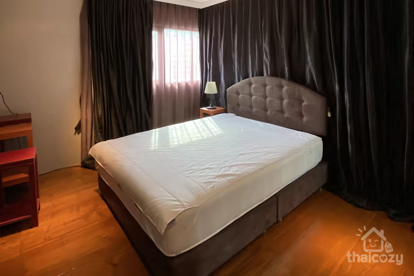 Condo 2 chambres style resort, Sathorn Garden photo 2