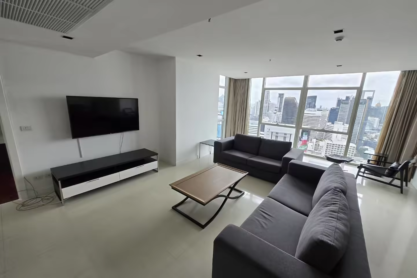 Athenee Residence คอนโดหรูใจกลางกรุงเทพฯ (ซ.ร่วมฤดี) photo 1