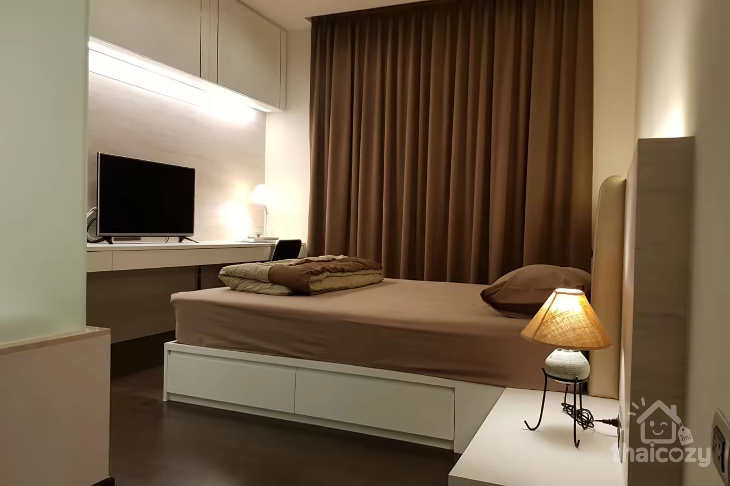 The XXXIX Condo near BTS Phromphong near Emporium photo 2