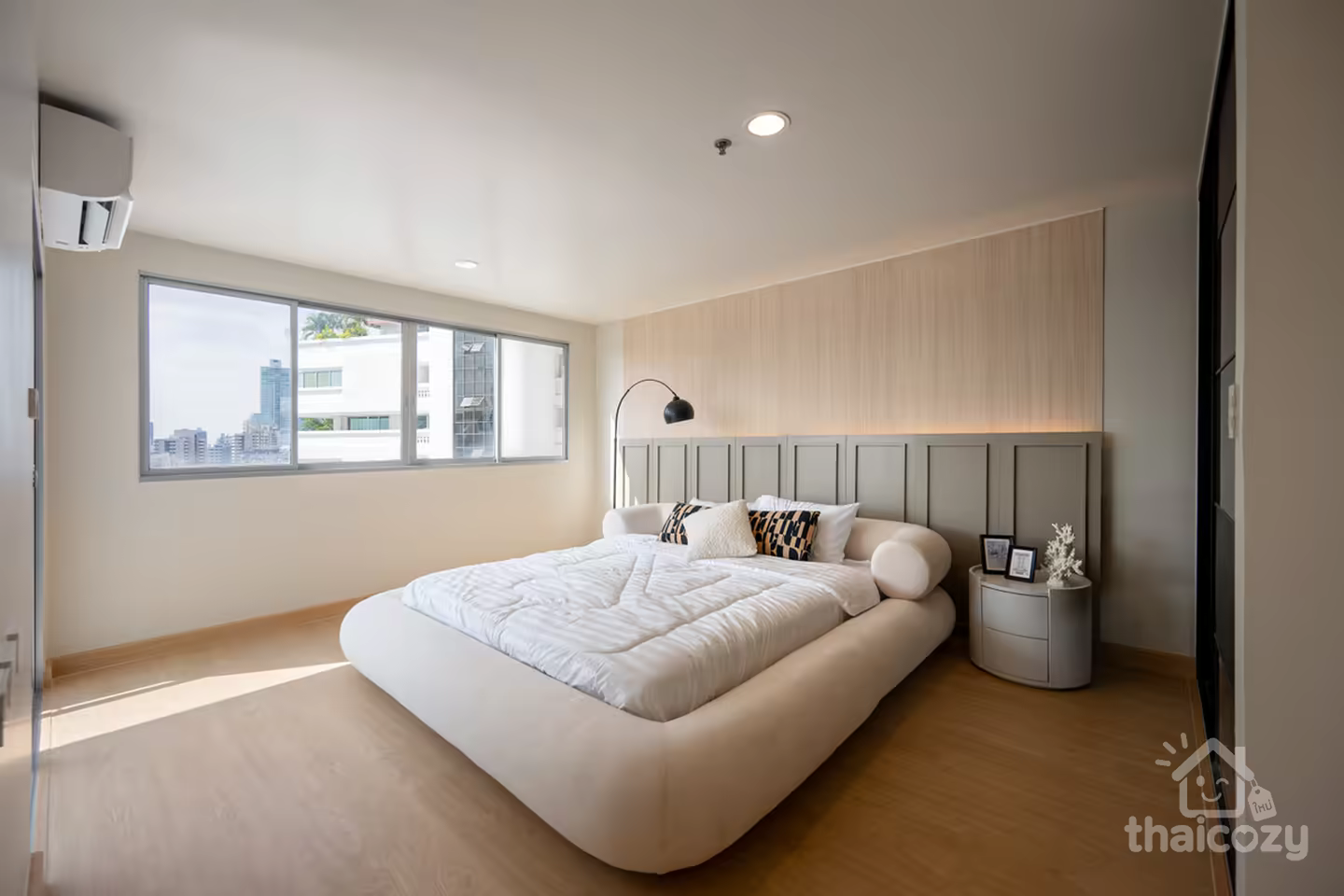 Waterford Diamond Tower. Luxury huge room near Emporium, Thonglo photo 2