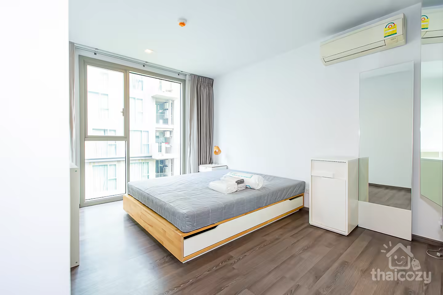 Sari by Sansiri 1BR 47,5 m2 près BTS Punnawithi photo 2