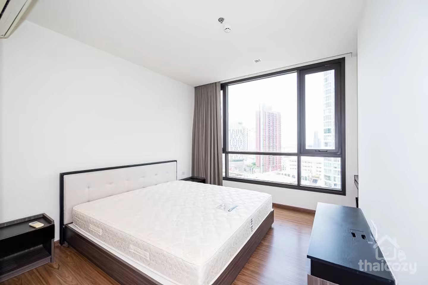 Condo avec piscine musicale et jardin sur le toit photo 1