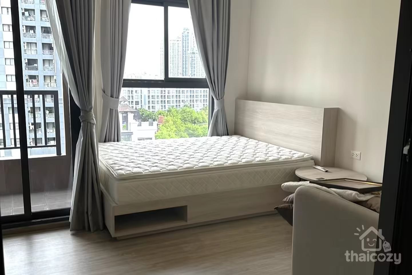 Condo Nia by Sansiri Sukhumvit 71 photo 1