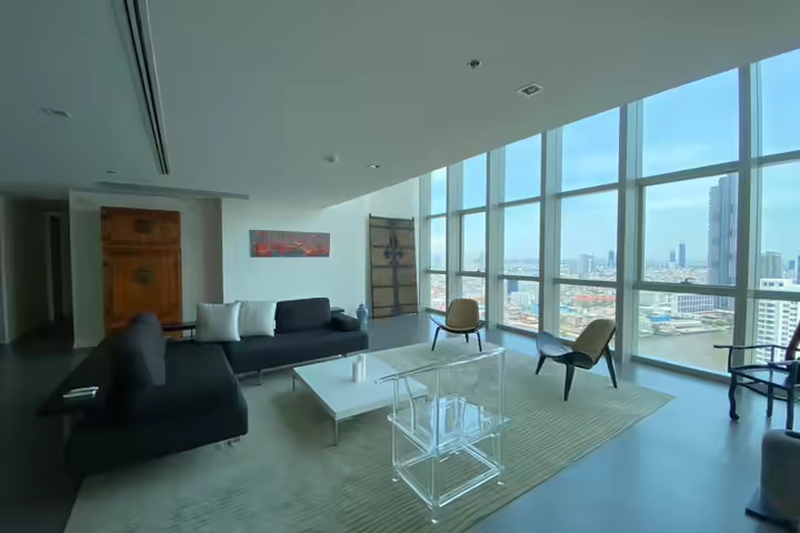The River Luxury Riverside Condo 73 étages