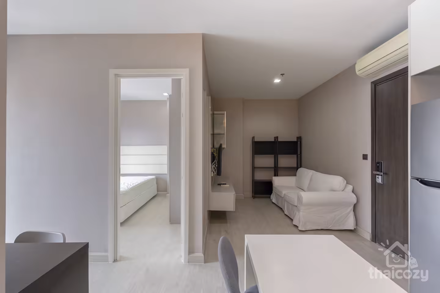 The Signature by Urbano – Condo de Luxe en Bord de Rivière Près BTS photo 2