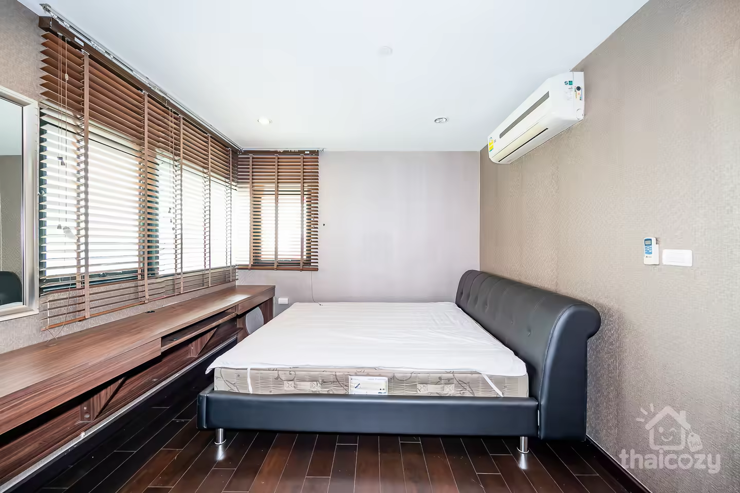 คอนโดหรูใกล้ BNH และร้านอาหาร photo 2