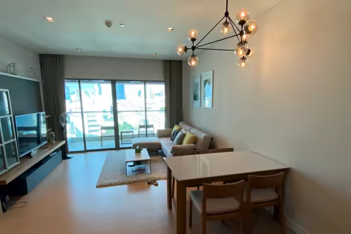 ห้องนอน 2 ห้อง The Room เจริญกรุง 30 ใกล้ BTS สะพานตากสิน