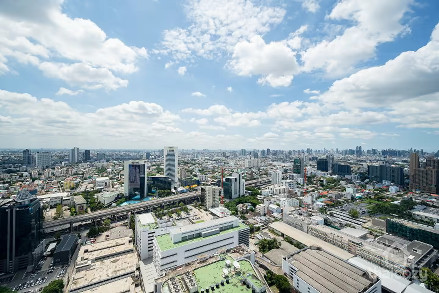 Condo avec vue panoramique sur la ville, 40e étage photo 2