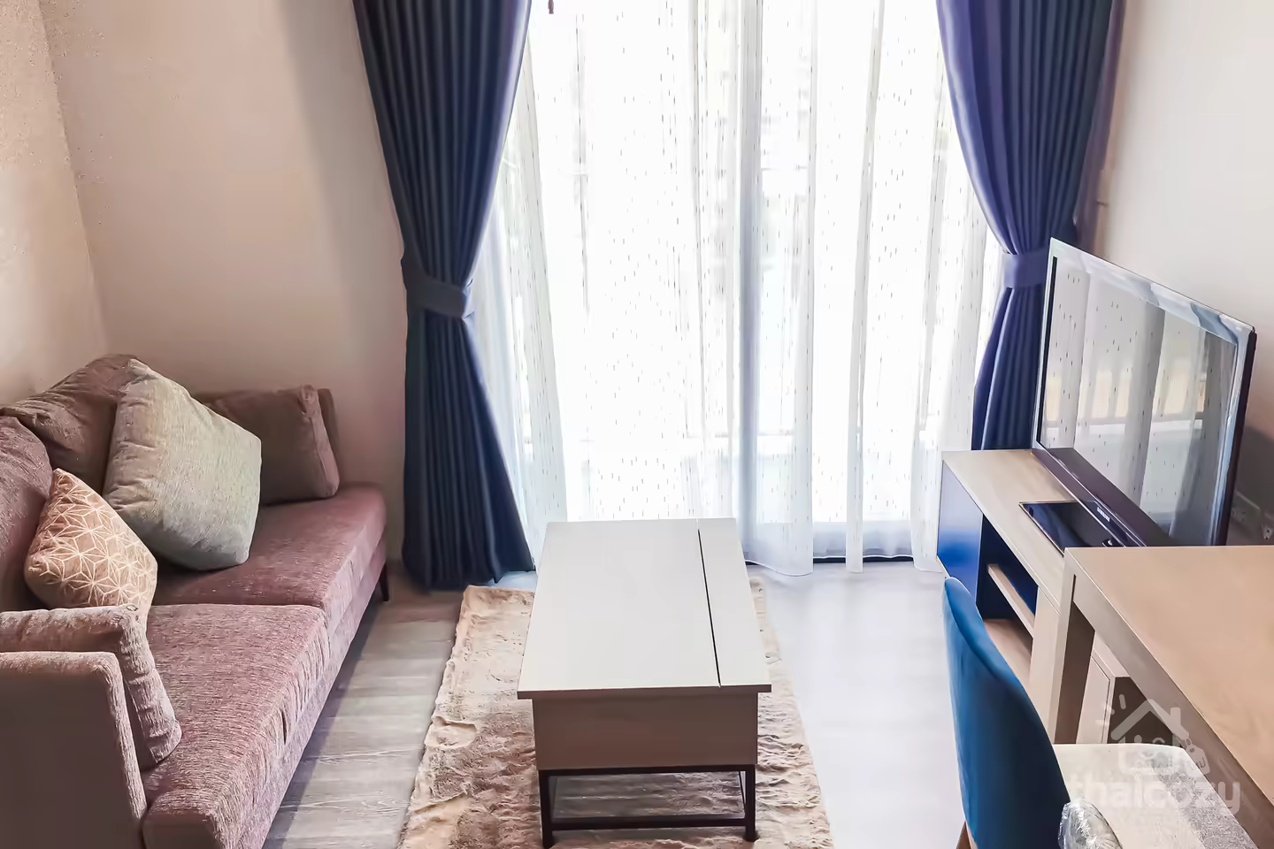 XT Ekkamai, Sale with tenant photo 1