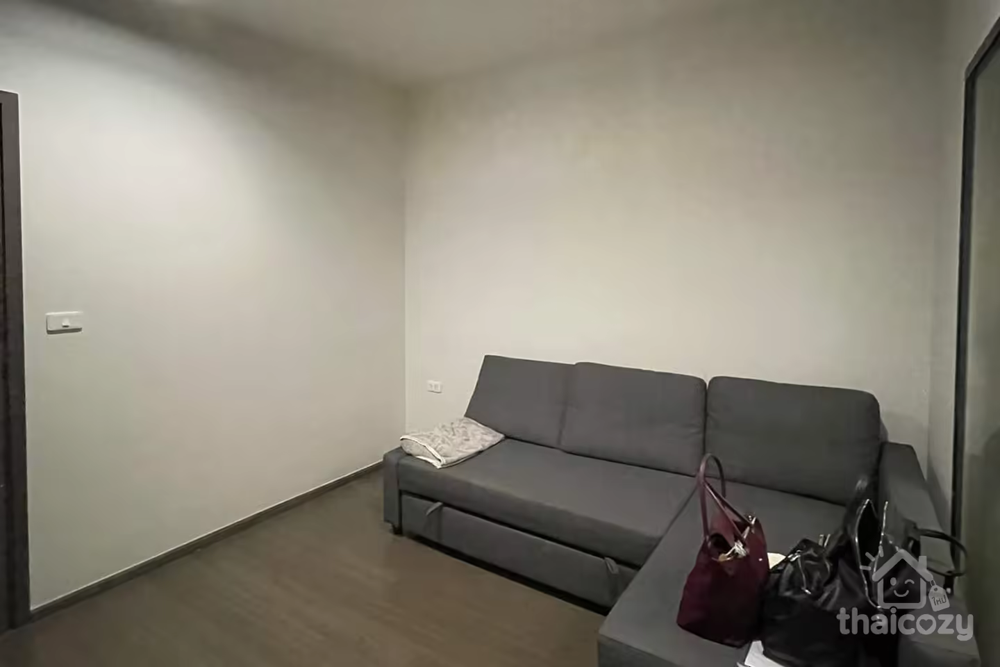 BTSバーンチャック徒歩1分、2つのプール付きコンド photo 2