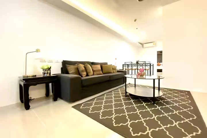 Waterford Diamond Tower สุขุมวิท 30/1