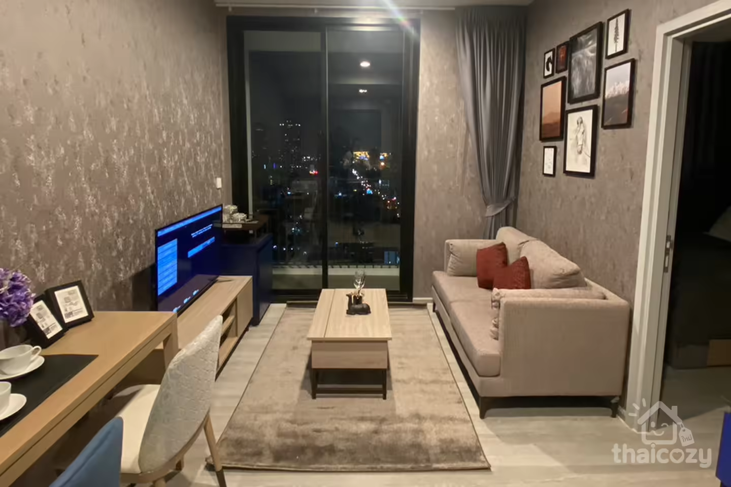 XT Ekkamai : Condo de style de vie, accès facile au BTS photo 1
