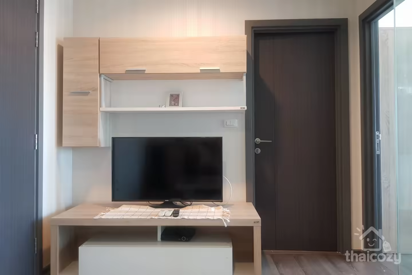 คอนโด 1 ห้องนอน 1 ห้องน้ำ พร้อมเฟอร์นิเจอร์ ใกล้สุขุมวิท photo 2