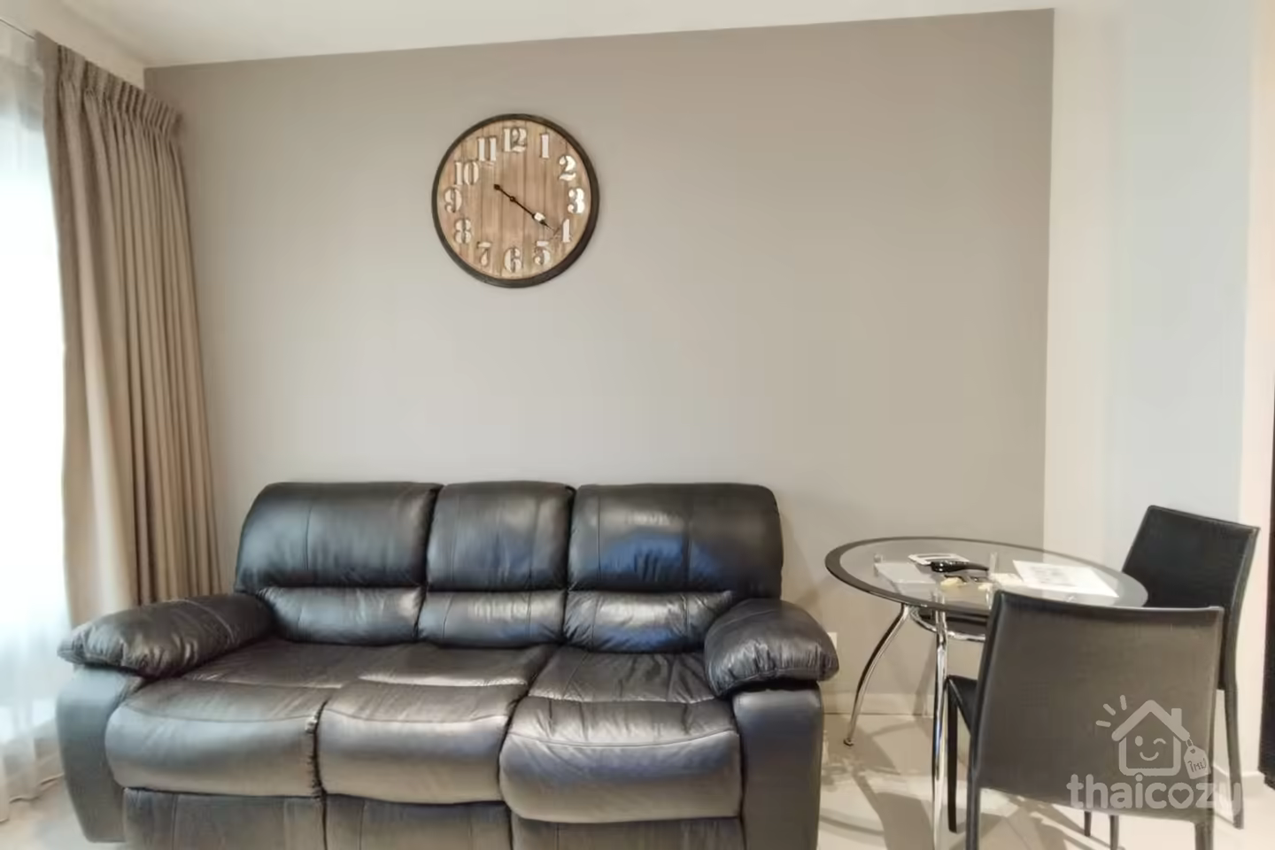 The Loft Ekkamai,  Condo 200m to BTS good neighborhood photo 1