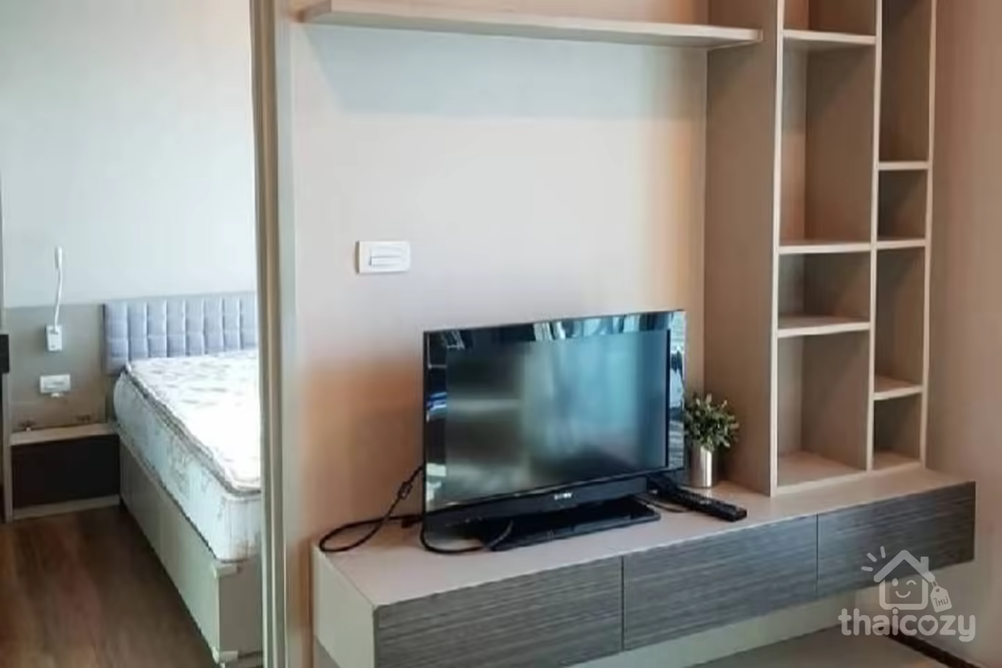 Onyx Phaholyothin : 1 chambre à coucher, 1 salle de bain photo 2