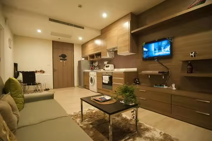 Noble Remix ห้องนอนเดียว ใกล้ทองหล่อ
