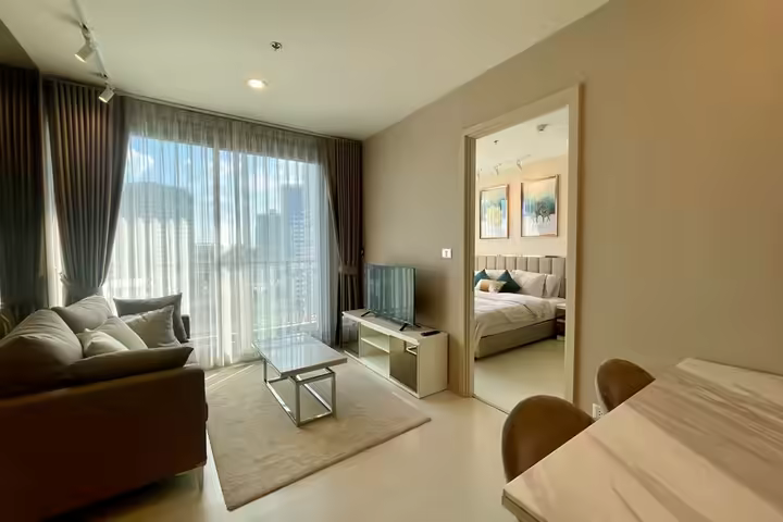 ห้องสวยติดGatewayเอกมัยและBTS