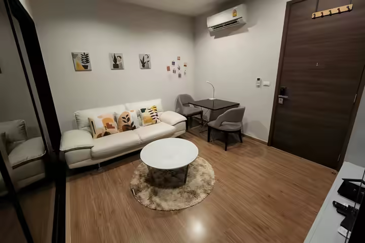 River view condominium, next to MRT Bang Pho Station.