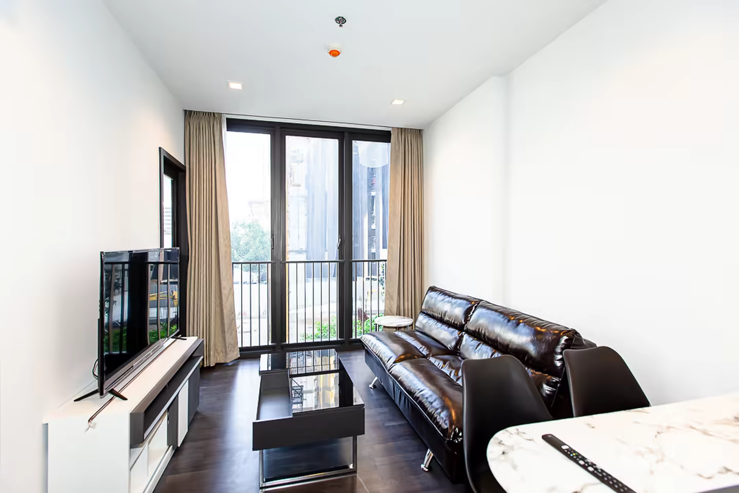 Condo for Sale Close to MRT Rama 9 station photo 1