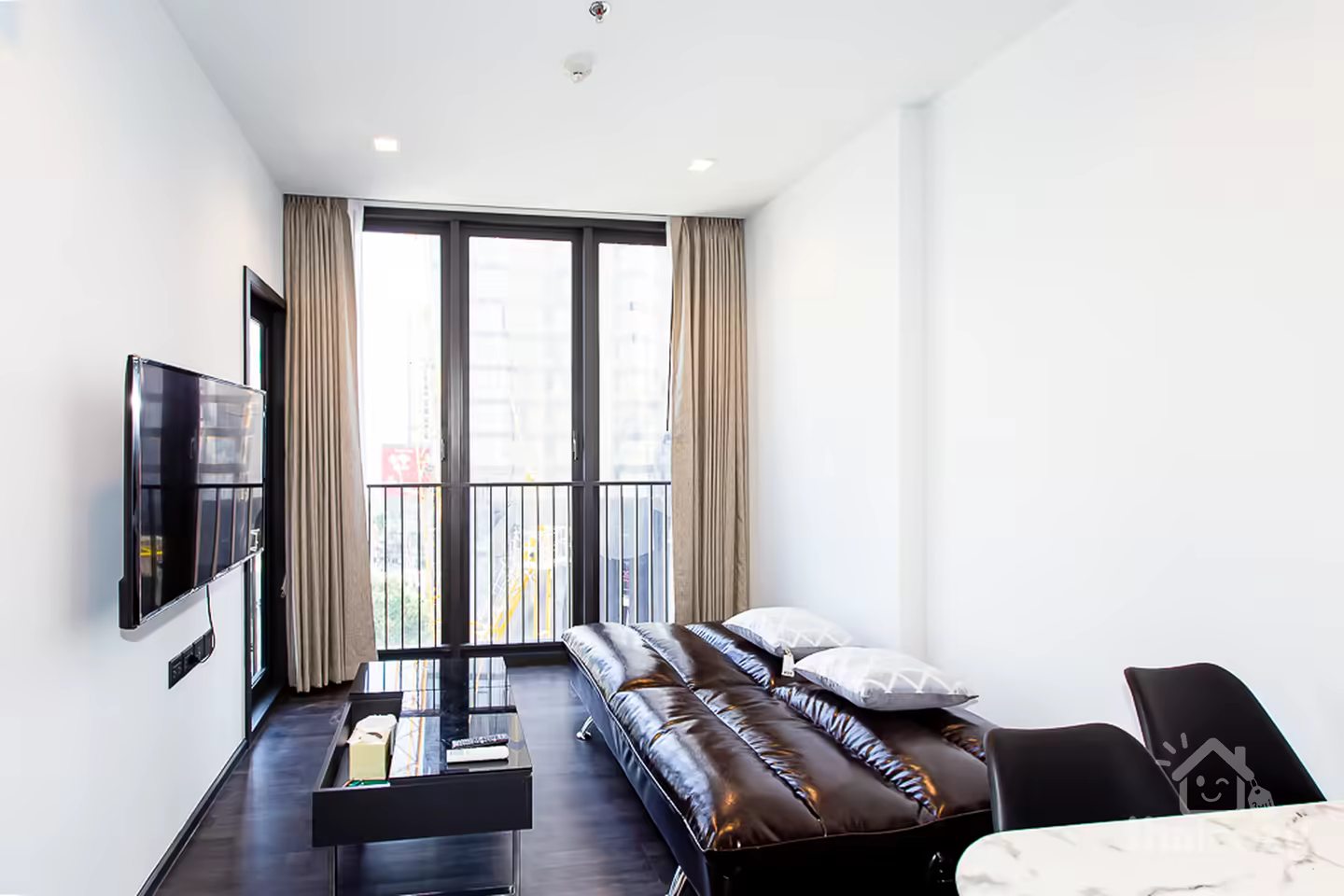 Super tower facing view unit , new land mark of Ratchada photo 1