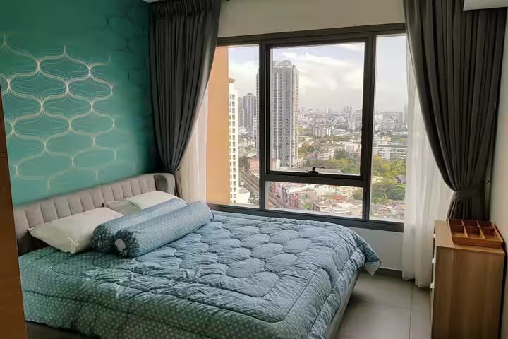 The Lofts Ekkamai 45 Sqm Condo