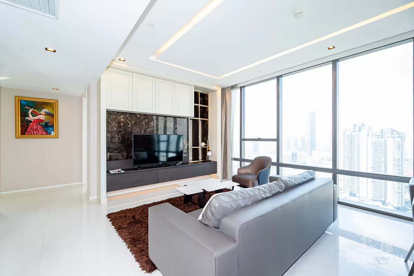 คอนโดหรู The Bangkok Sathorn 0 เมตรจาก BTS สุรศักดิ์ photo 1