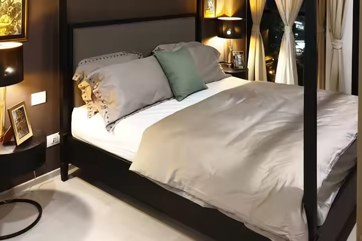Luxury Condo one bedroom for rent ,1 step to BTS Ploen Chit