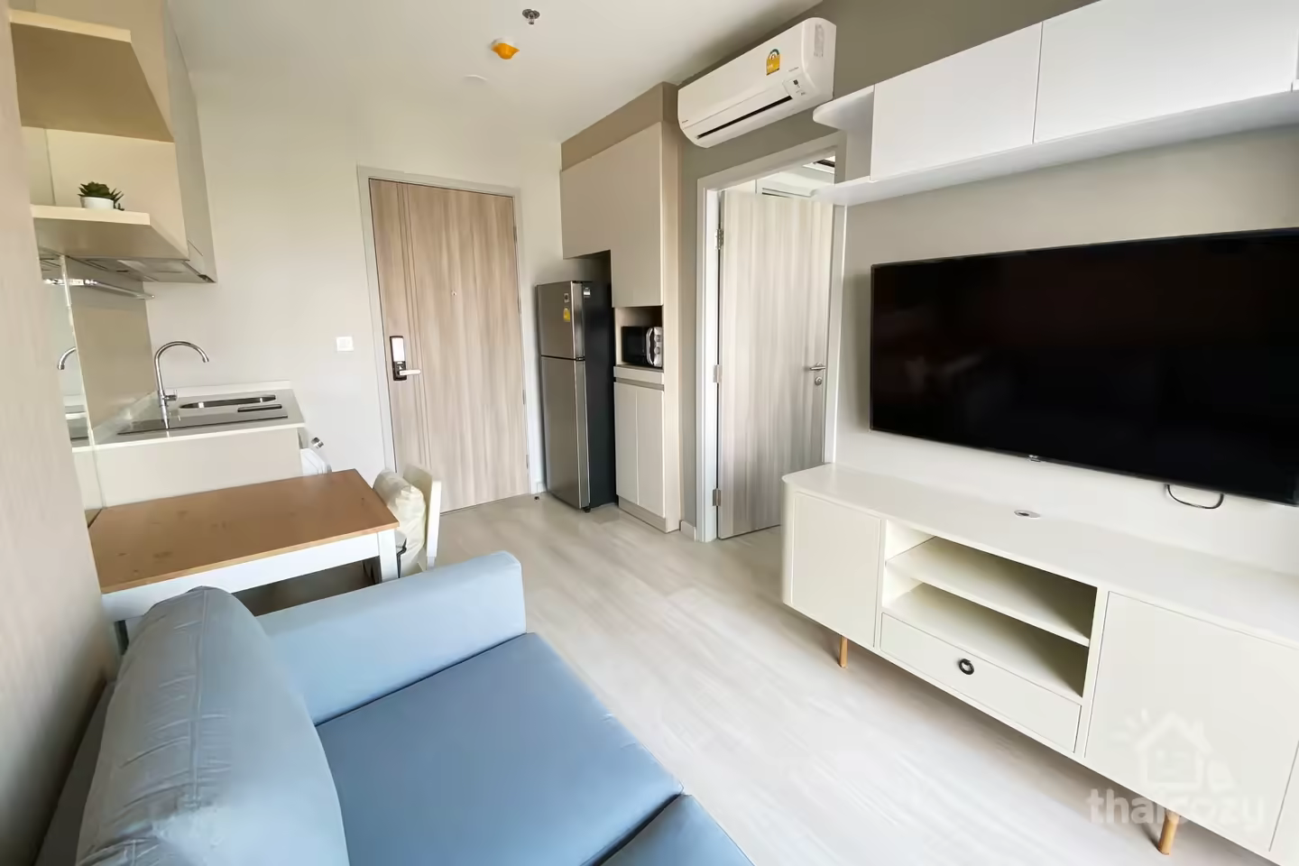 KnightsBridge Prime Sathorn, Condo near offices and BTS Chong Nonsi photo 1