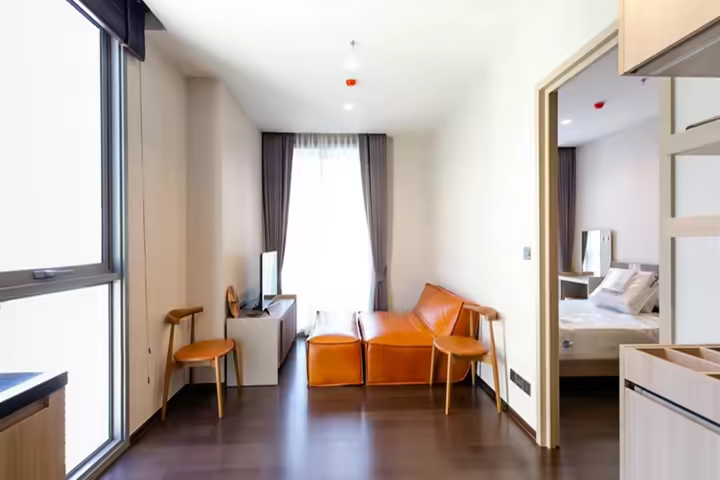คอนโดร่วมสมัย หันทิศเหนือ โปร่งโล่ง ใจกลางเมือง