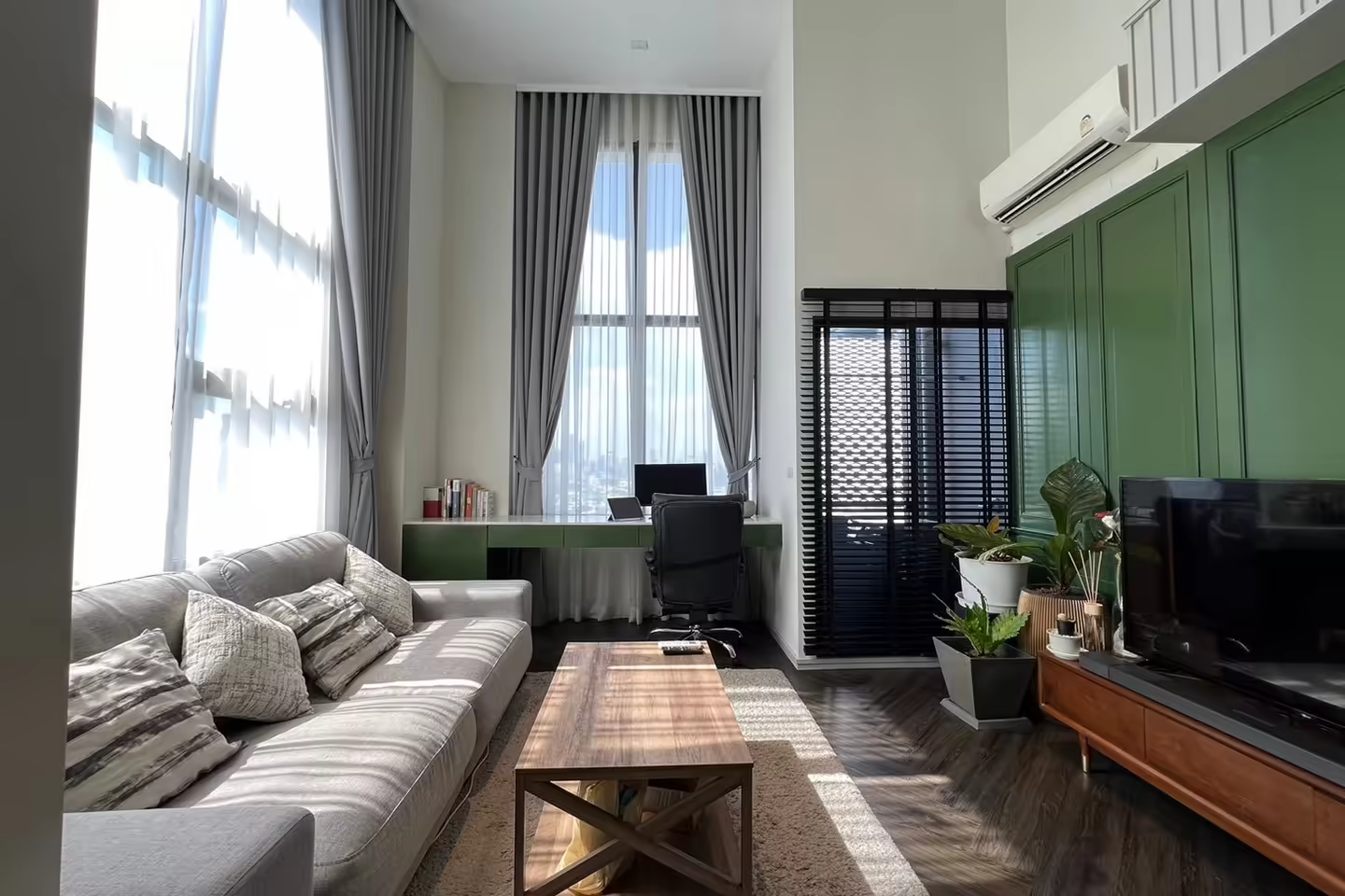 1 ห้องนอน (Loft) พร้อมเข้าอยู่ ห่างจาก BTS อ่อนนุช 350 ม. photo 1