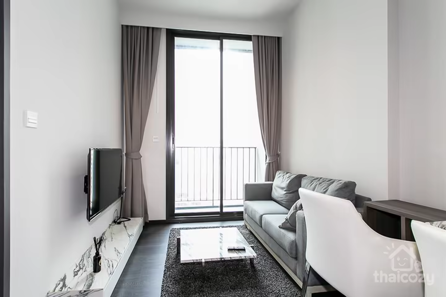 Edge Sukhumvit 23 – 1 Bed Near BTS Asoke photo 1