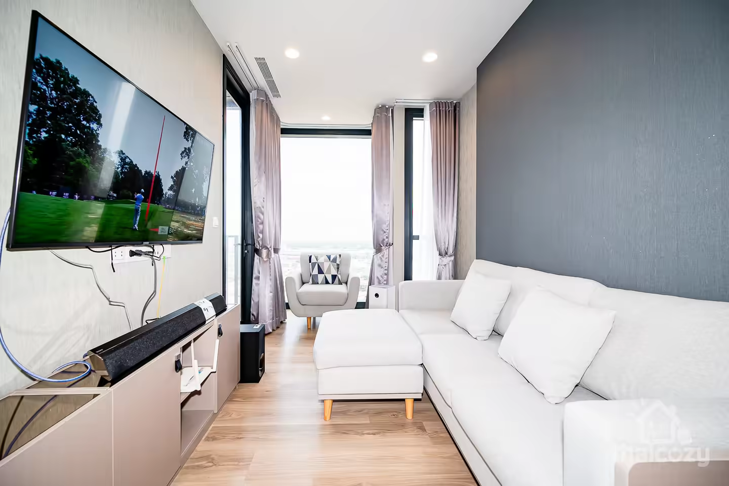 HAUS Sukhumvit 36 Condo in Khlong Toei photo 1