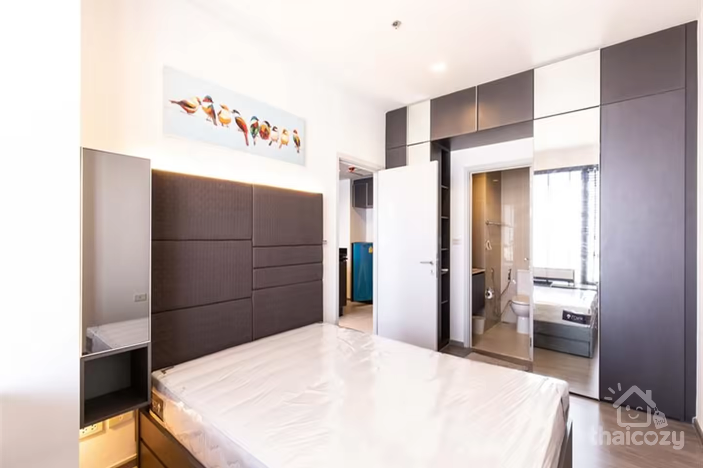 River view condo near BTS Wongwienyai photo 2