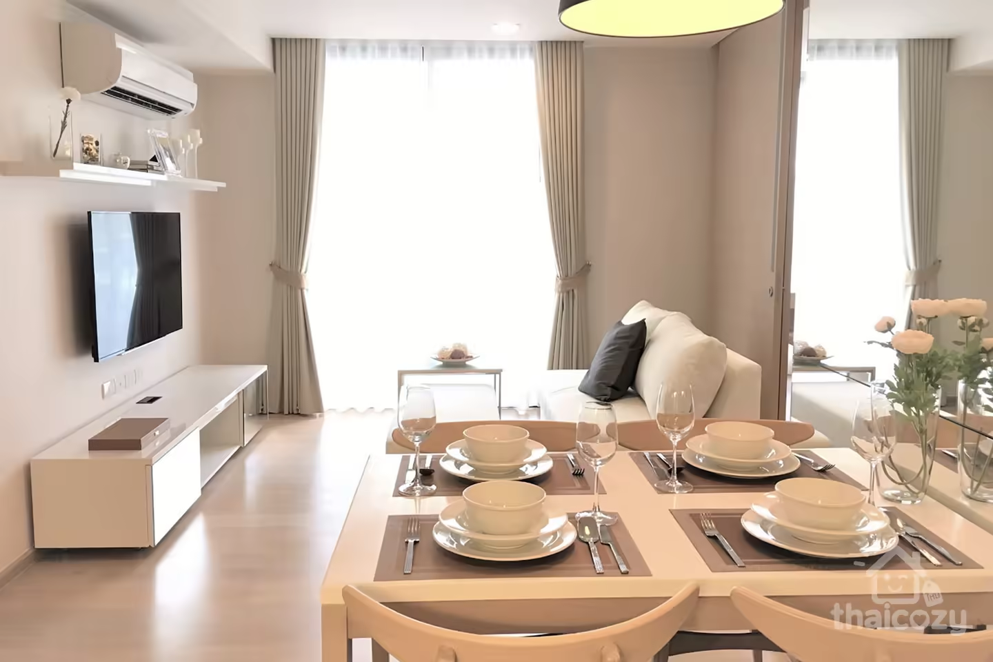 Condo for rent, Only 500 metres away from BTS Thonglor station photo 1