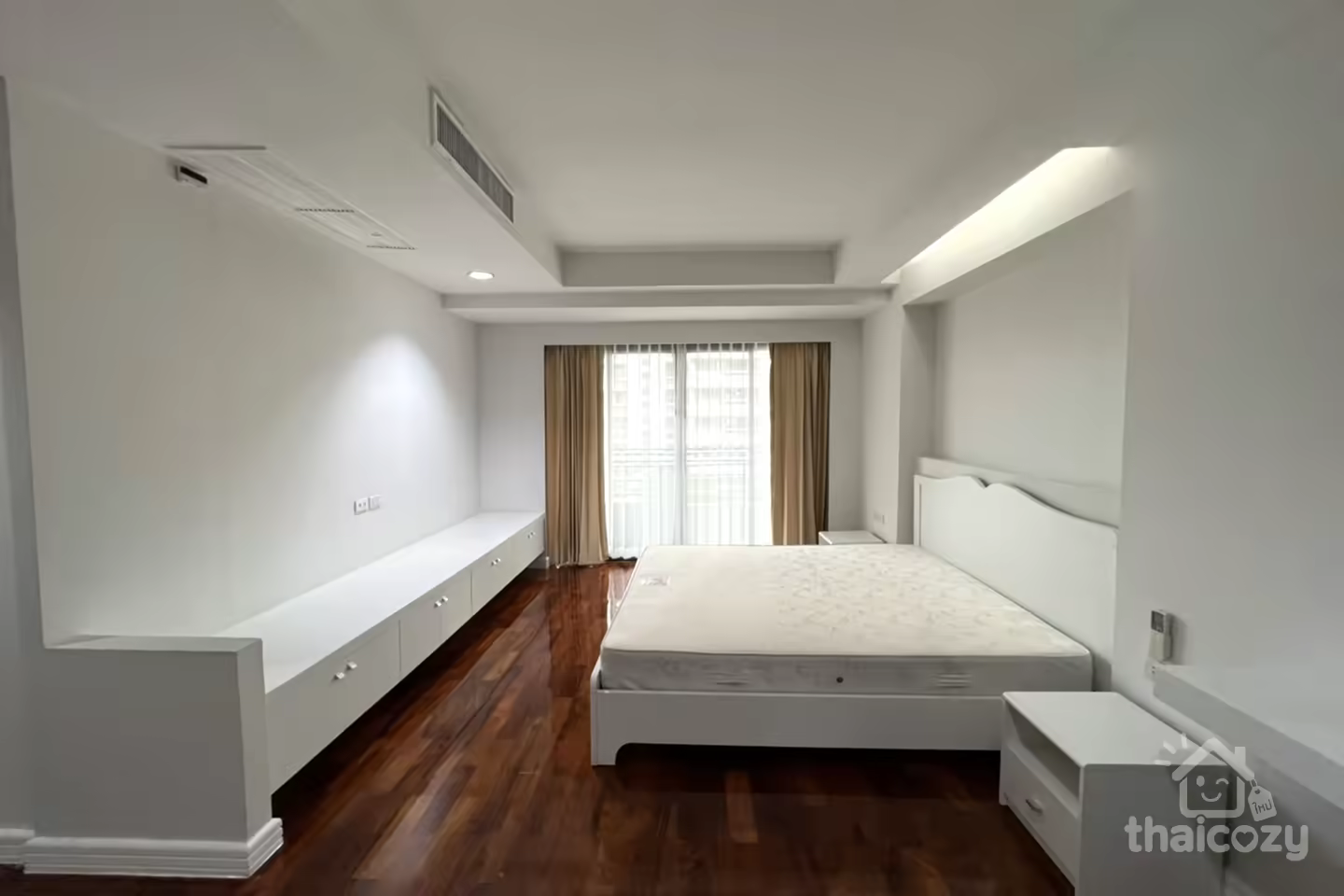 Cosmo Villa Easy accessible to Asoke BTS and shopping malls photo 2