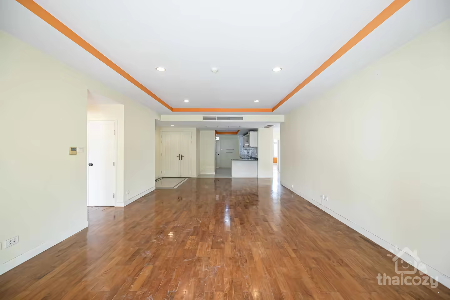 Full Facility Condo in Central Sathorn photo 1