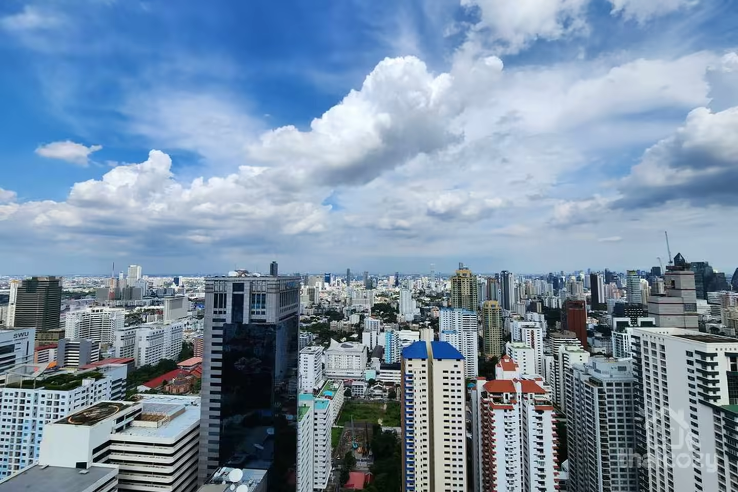 THE ESSE ASOKE คอนโดหรู ใกล้ BTS อโศก MRT สุขุมวิท photo 2
