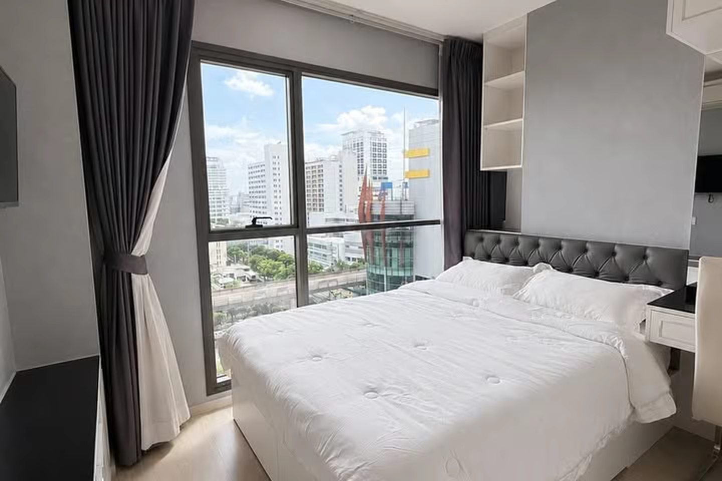 คอนโดให้เช่า Rhythm Rangnam 2 ห้องนอน 57 ตร.ม. photo 2