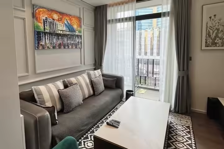 เช่า Muniq Sukhumvit 23 2 ห้องนอน